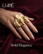 ⁦Sculpted Wave Ring⁩ - الصورة ⁦2⁩